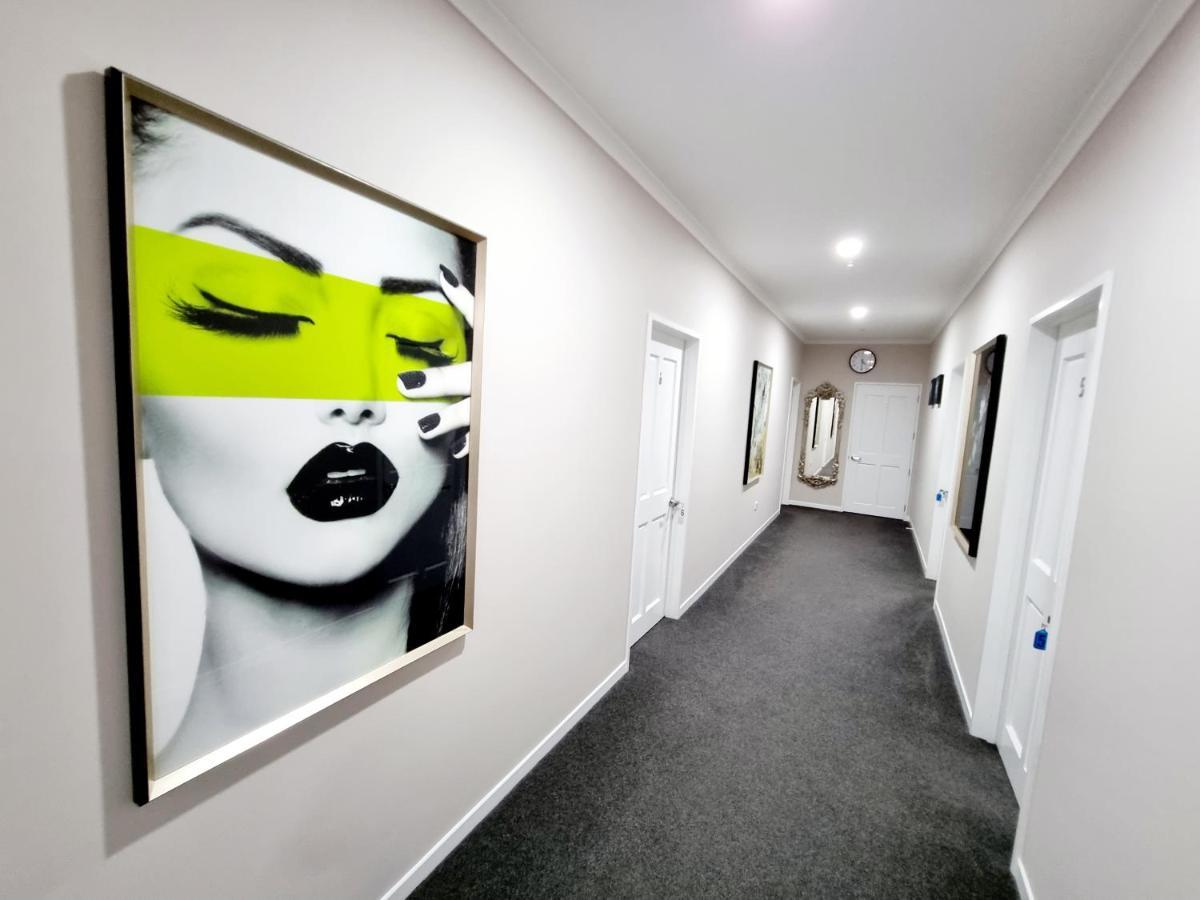 Melody Hotel